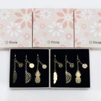 Zestaw 3 biżuterii Happy Charms w sprzedaży hurtowej, marka: Fitvia, dla sprzedawców, pióro, arbuz, ananas, A-Ware, pozostały st